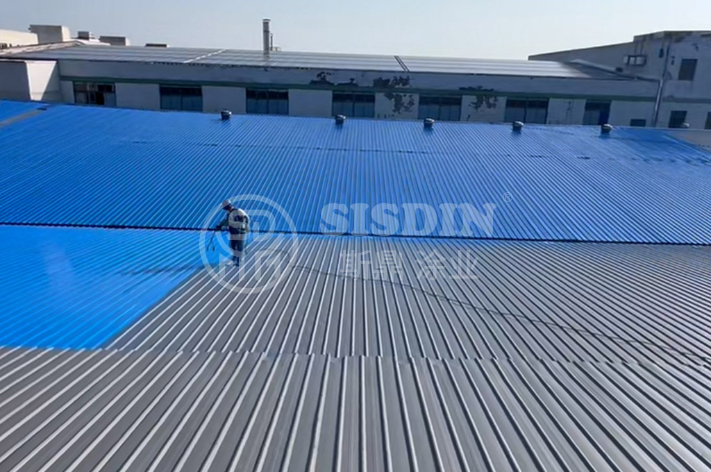 斯鼎大型彩钢瓦翻新施工项目现场照片